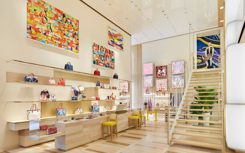 không gian bên trong của cửa hàng tại Osaka